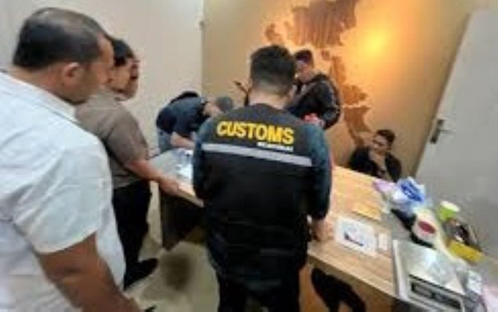 Bawa Sabu,TN Ditangkap di Bandara Hang Nadim Batam