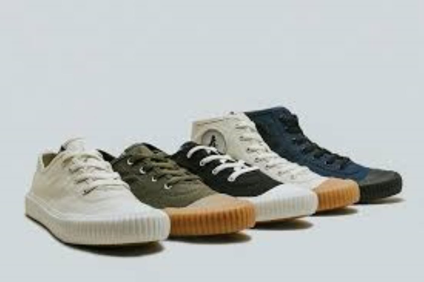 Sneakers Lokal yang Populer di Indonesia: Pilihan Terbaik untuk Aktivitas Sehari-hari