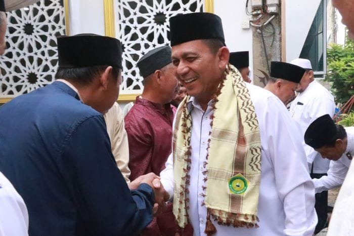 Pelepasan Santri Ponpes Al-Farisi Nusantara, Gubernur Ansar Ahmad Sampaikan Program Pendidikan