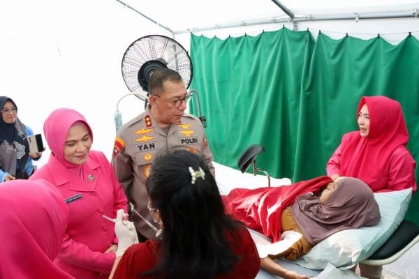 Pererat Hubungan dengan Masyarakat, Kapolda Kepri Adakan Bakti Sosial dan Kesehatan di Nongsa
