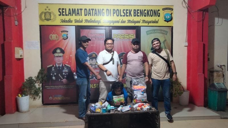 Polsek Bengkong Tankap Pemulung Diduga Curi Obat-obatan Milik Toko Supplier