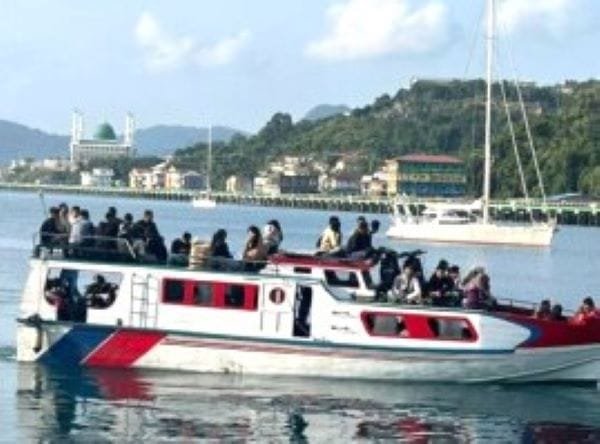 Gelombang Tinggi Tenggelamkan KM Samarinda di Anambas: Begini Kronologinya