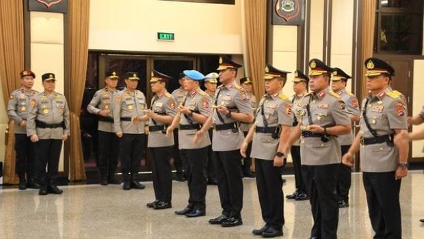 Kapolri Lantik Irjen Abdul Karim sebagai Kadiv Propam dan Sejumlah Kapolda Baru