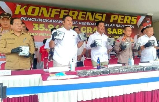 Pasutri di Batam Ditangkap Satresnarkoba Polresta Barelang, 35 Kg Sabu Jaringan Malaysia Disita