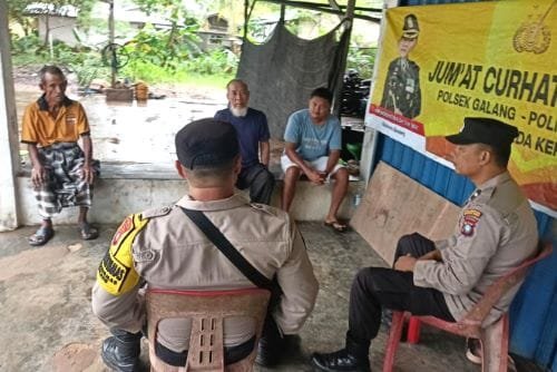 Polsek Galang Gelar Jumat Curhat di Kelurahan Sembulang untuk Tingkatkan Hubungan dengan Masyarakat