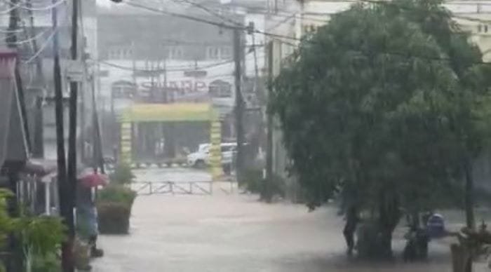 Prakiraan Cuaca Kepulauan Riau Hari Ini: Waspada Potensi Hujan Disertai Kilat