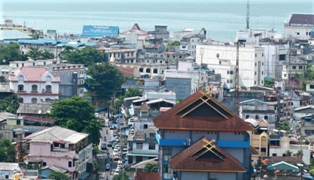 Cuaca Berawan di Tanjungpinang Sepanjang Hari, Suhu Maksimal 30°C