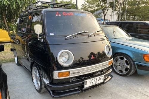 Mitsubishi Colt T120: Modifikasi Legendaris dari Mobil Angkutan Niaga Menjadi Double Cabin Unik