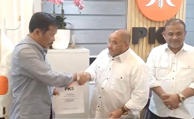 Pasangan dua kepala daerah, Wali Kota Batam HMuhammad Rudi dan Bupati Karimun Aunur Rafiq sudah sah melaju di kontestasi Pilkada Kepri 2024.