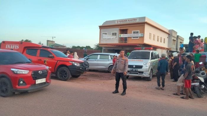 Warga Sei Nayon, Batam, Dikejutkan Penemuan Mayat Perempuan di Toko Keramik: Polisi Duga Bunuh Diri