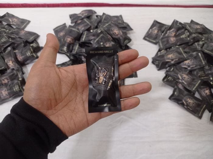 Ditresnarkoba Polda Kepri Amankan 170 Liquid Vape Mengandung Obat Keras Etomidate di Batam