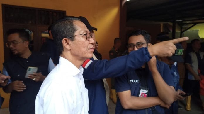 Amsakar Achmad Sebut Ada 21 Titik Banjir di Batam, Pemerintah Fokus Tangani Masalah Secara Bertahap
