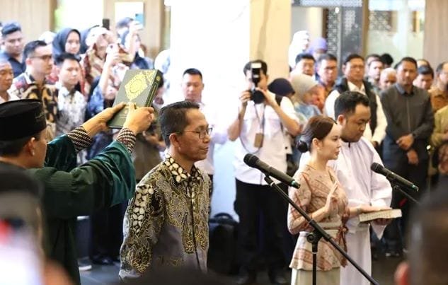 Amsakar Achmad-Li Claudia Chandra Resmi Dilantik sebagai Ex-Officio Kepala dan Wakil Kepala BP Batam
