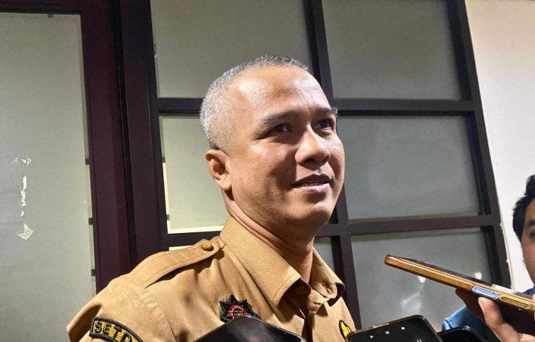 Pemprov Riau Terapkan Efisiensi Anggaran 2025, Fokus pada Pengurangan Kegiatan Seremonial dan Perjalanan Dinas
