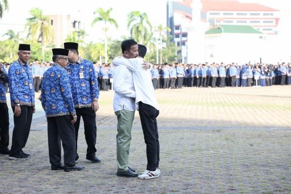 Apel Gabungan Pemko Batam: Wali Kota Muhammad Rudi Ajak Pegawai Dukung Kepemimpinan Batam Terpilih