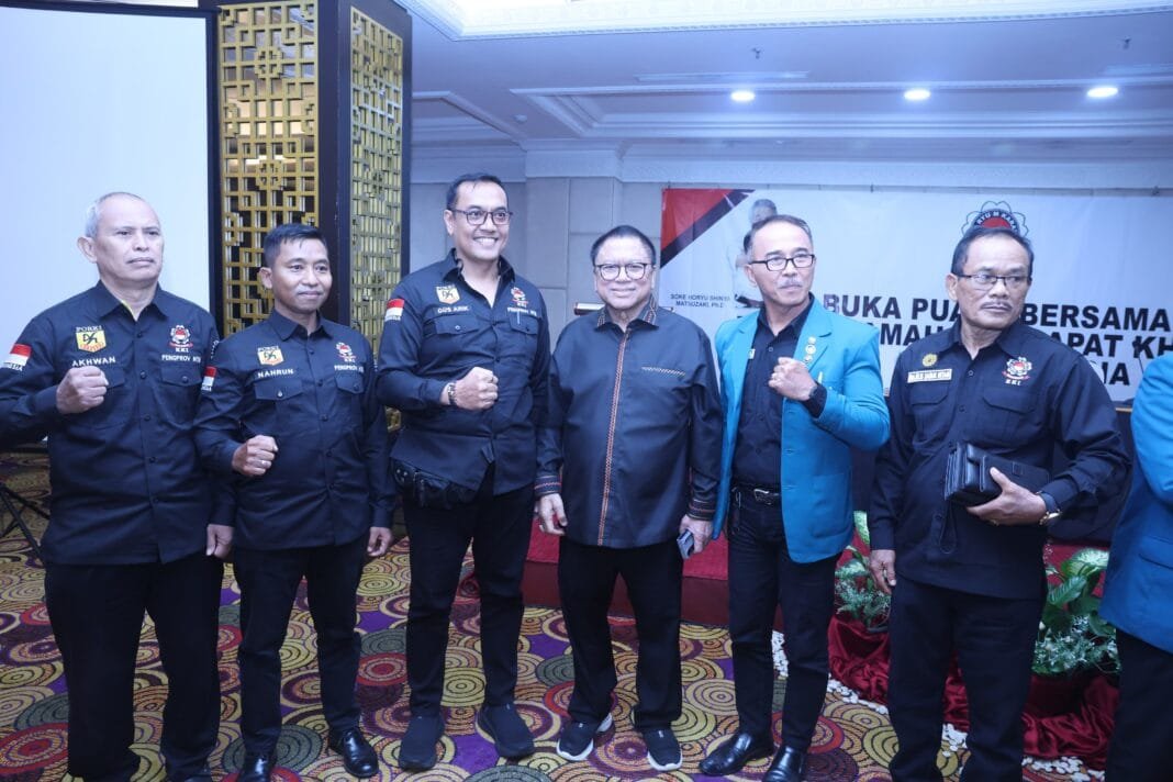 Oesman Sapta Odang Terpilih Secara Aklamasi sebagai Ketum KKI 2025-2029, Siap Bangkitkan Prestasi Karate Indonesia