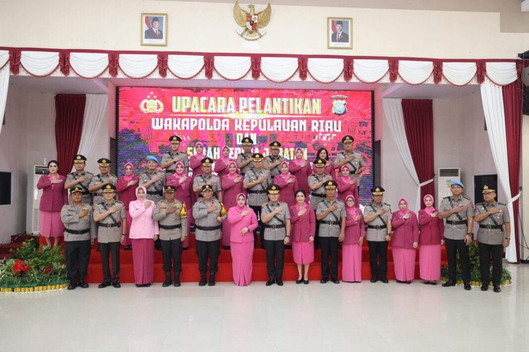 Irjen Pol Asep Safrudin, Kapolda Kepri, Pimpin Pelantikan Wakapolda Kepri, Sertijab Pejabat Utama dan Kapolres Jajaran, serta Gelar Acara Kenal Pamit.