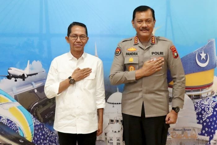 Perkuat Sinergi, Kabidhumas Polda Kepri Lakukan Silaturahmi ke Walikota Batam