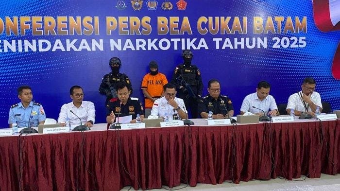 PMI Selundupkan Sabu dalam 